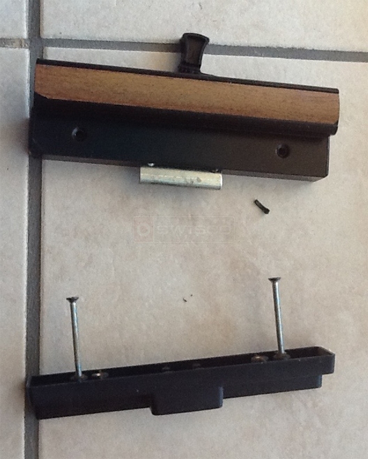 User submitted photo of their door hardware.