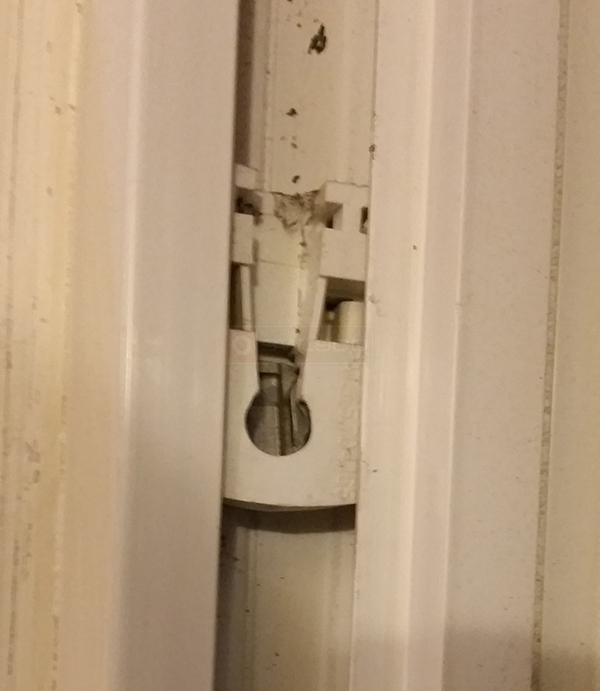 User submitted a photo of a pivot bar.