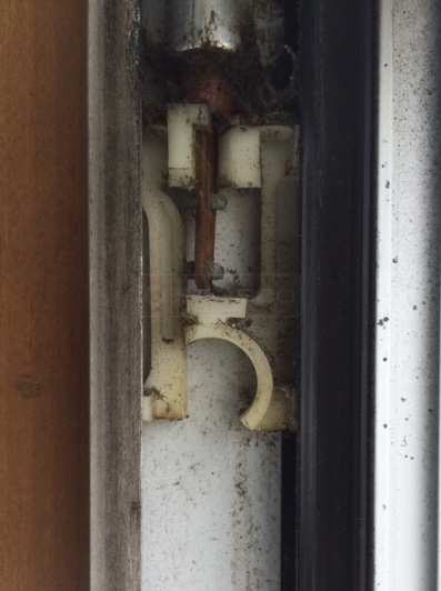 User submitted image of their window hardware.