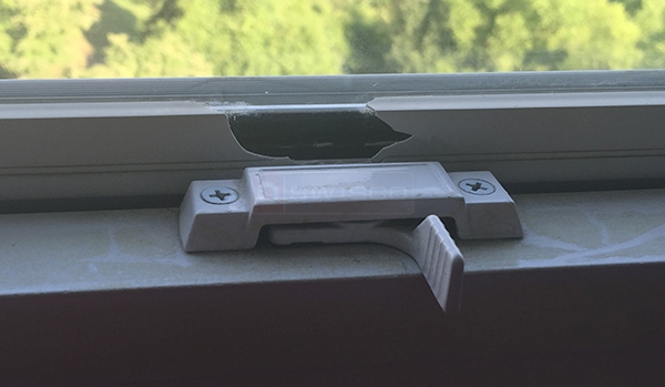 User submitted a photo of a window lock.