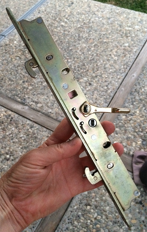 User submitted a photo of a mortise lock.