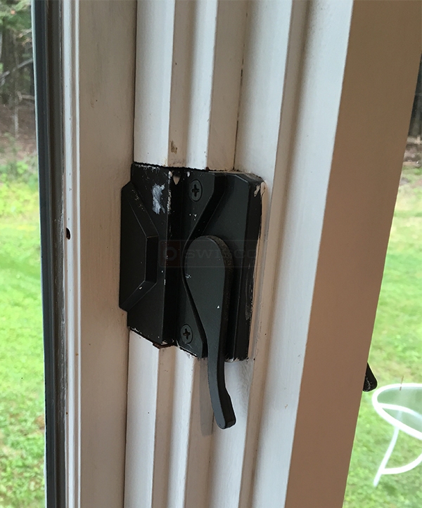 User submitted a photo of a window lock.