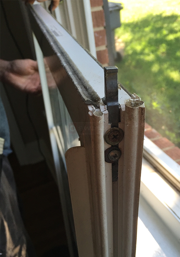 User submitted a photo of window hardware.