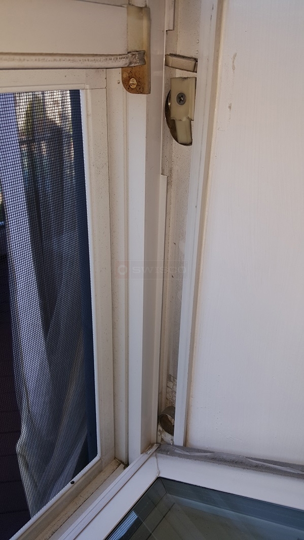User submitted a photo of a window balance.