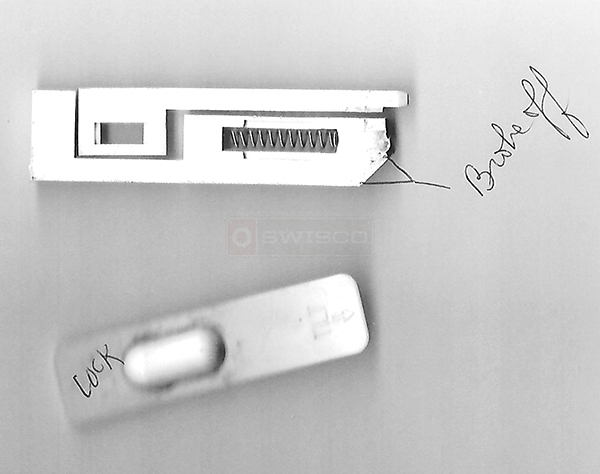 User submitted a photo of a tilt latch.