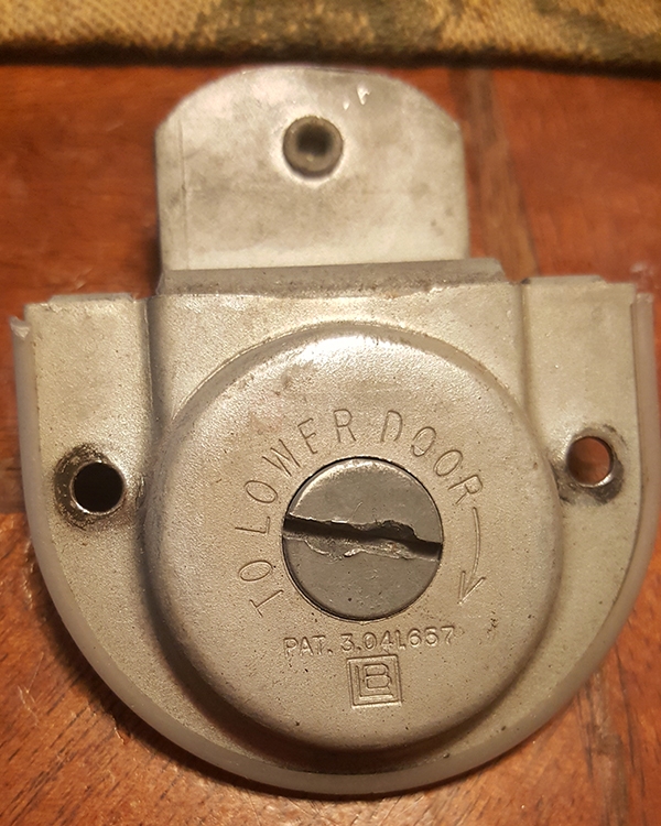 User submitted a photo of a closet door roller.