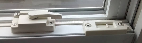 User submitted a photo of window hardware.