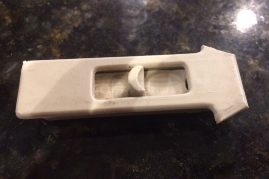 User submitted image of their window hardware.