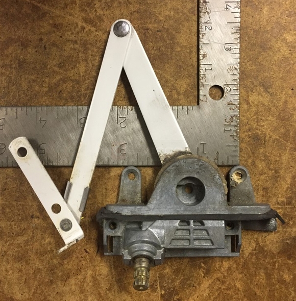 User submitted image of their window hardware.