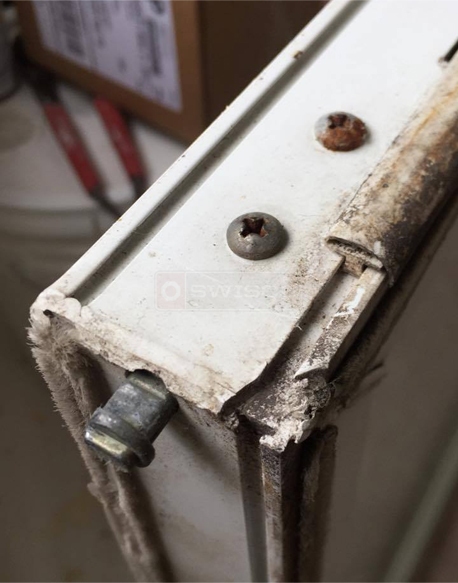 User submitted image of their window hardware.