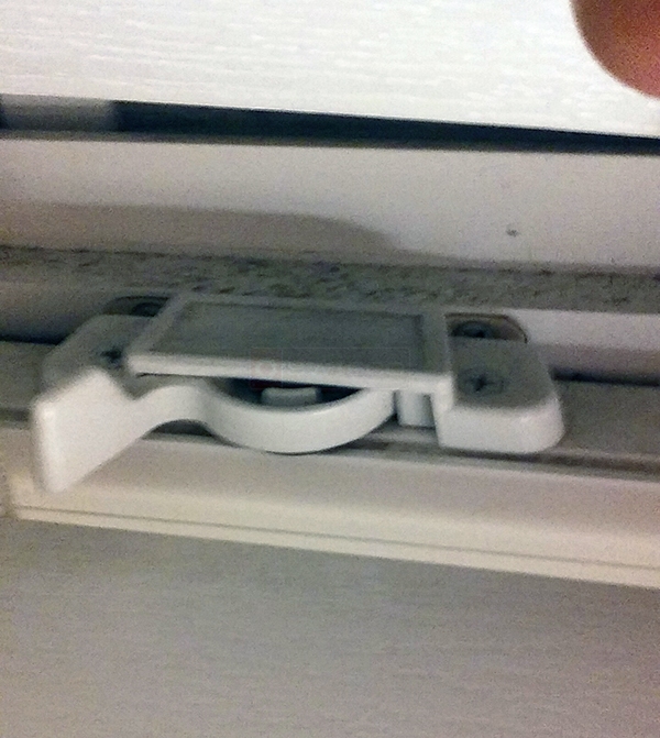 User submitted a photo of a window lock.