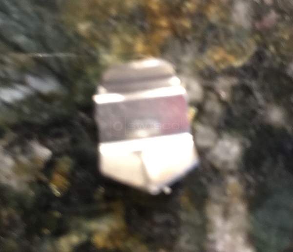User submitted photos of a grill clip.