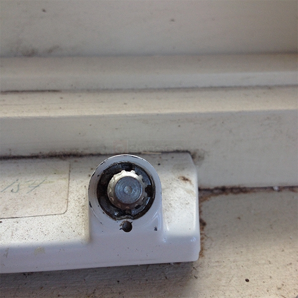 User submitted a photo of a window operator.