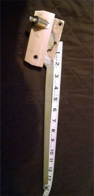 User submitted image of their window hardware.