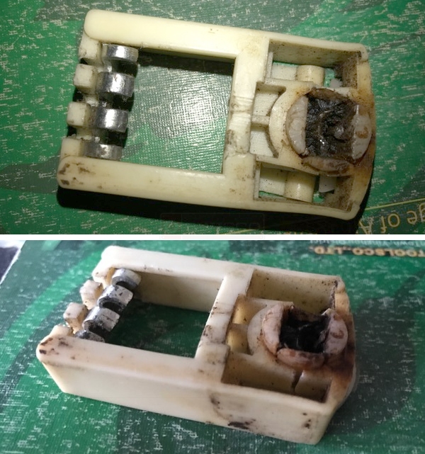 User submitted photos of a pivot shoe.