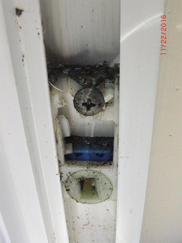 User submitted a photo of a pivot shoe.