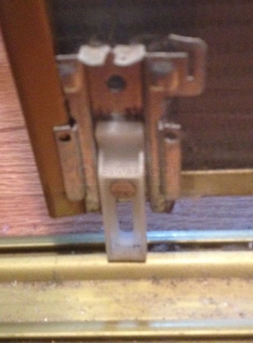 User submitted image of their closet hardware.