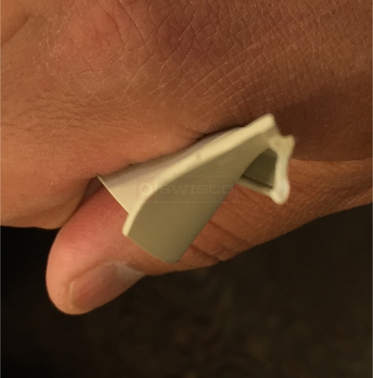 User submitted image of their window hardware.