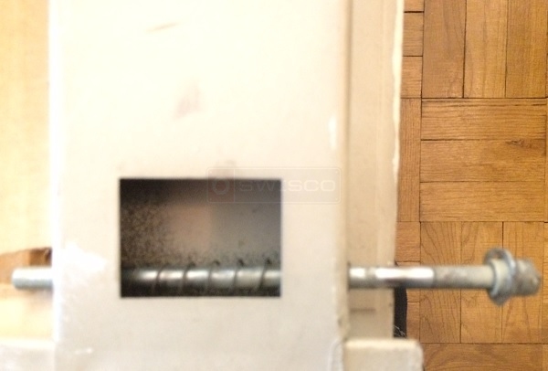 metal door bifold