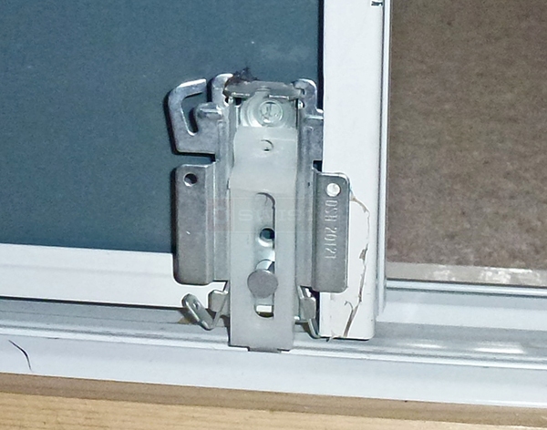 User submitted photos of closet door hardware.