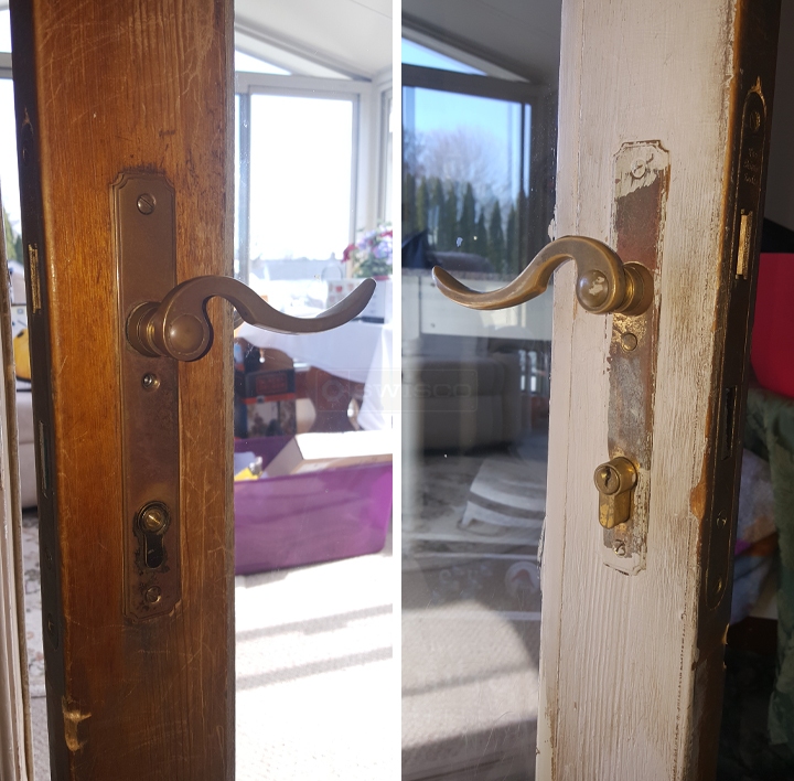 User submitted photos of a door handle set.