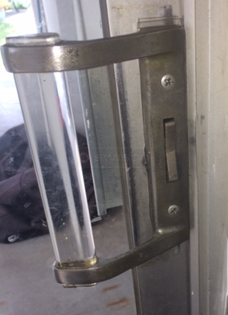 User submitted image of their window hardware.