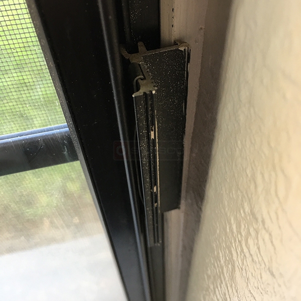 User submitted a photo of window hardware.