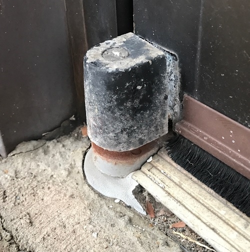 commercial hinge