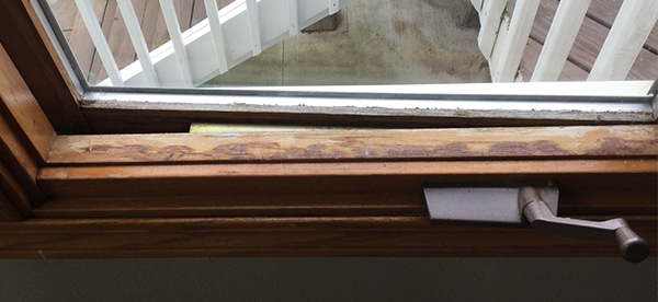 User submitted photos of a window operator.