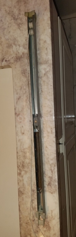 User submitted image of their window hardware.