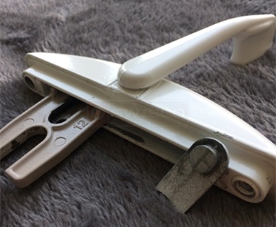 User submitted a photo of window hardware.