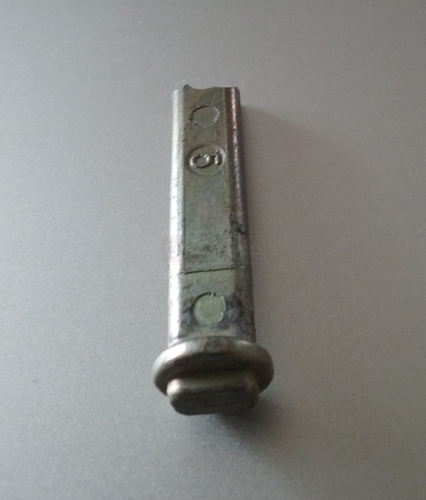 User submitted a photo of a pivot bar.