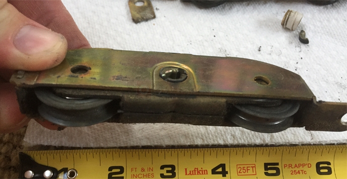 User submitted image of their window hardware.