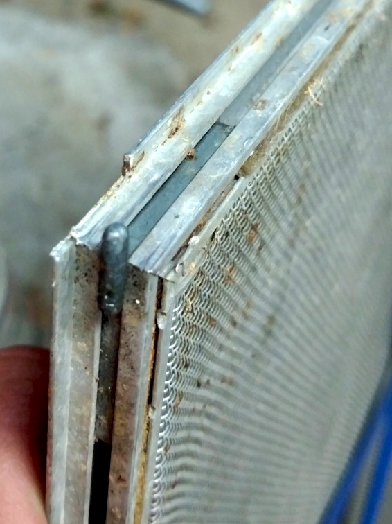 Looking for replacement corner pin