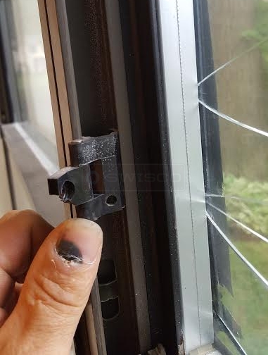 User submitted a photo of window hardware.