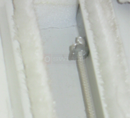 User submitted image of their window hardware.