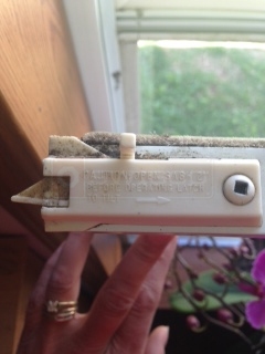 Window latch