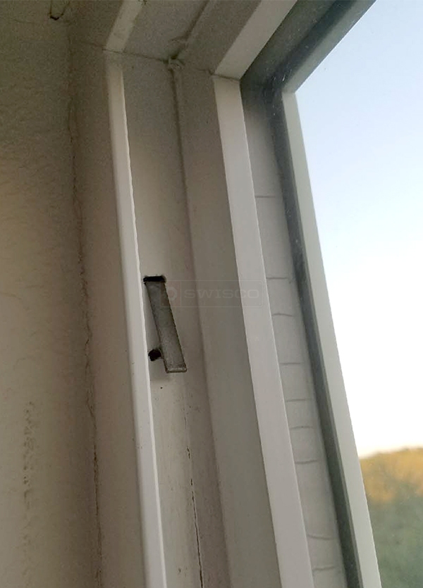 User submitted a photo of window hardware.