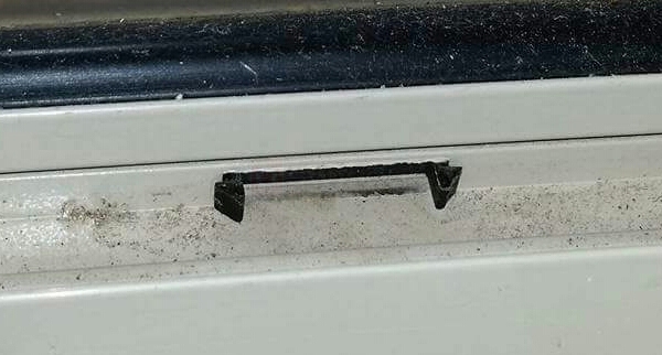 User submitted a photo of a weep hole.