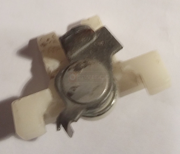 User submitted a photo of window hardware.