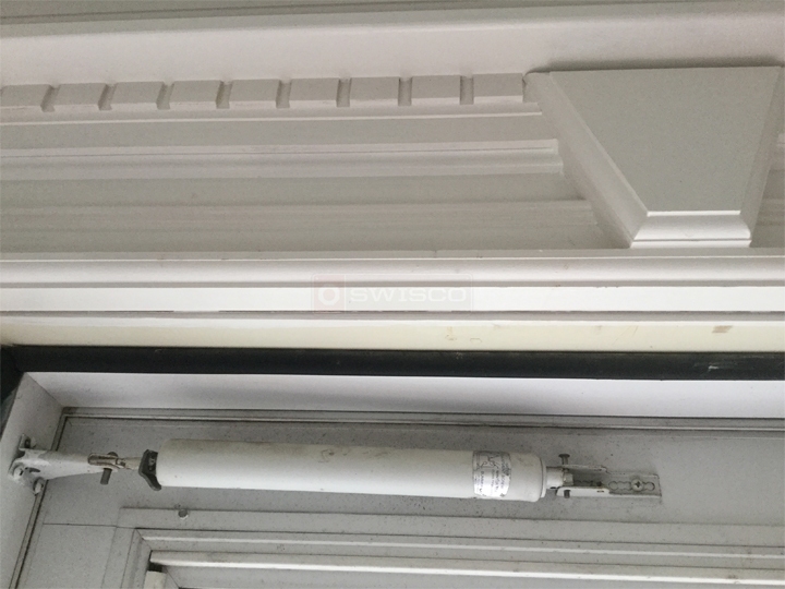Door closer