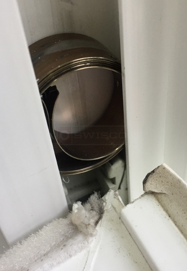 User submitted image of their window hardware.