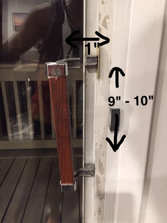 Broken Door handle on old patio door.