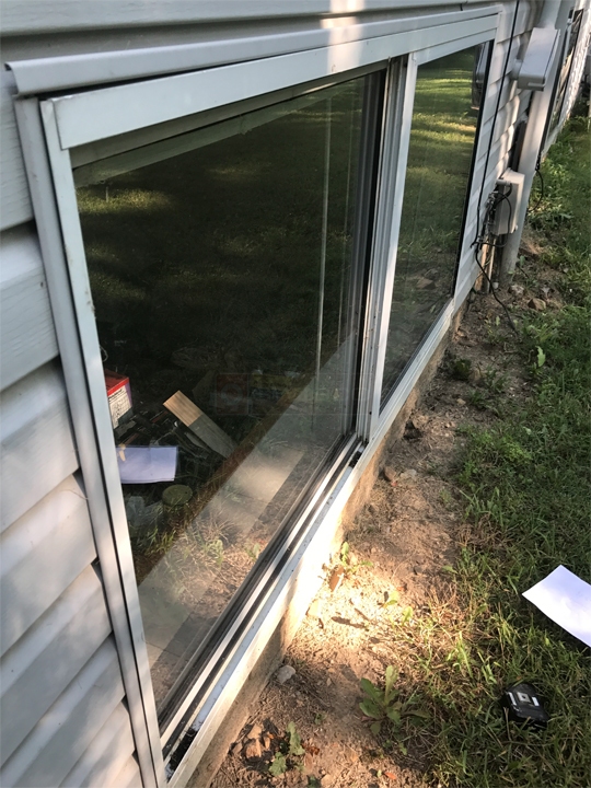 Gapco 30X60 window slider needs black piece that holds screen