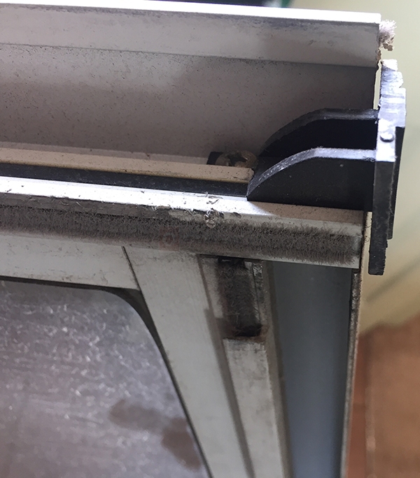 User submitted a photo of window hardware.