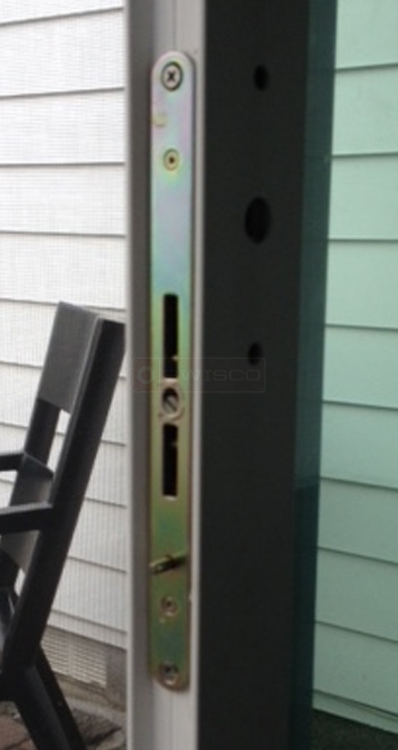 User submitted image of their door hardware.