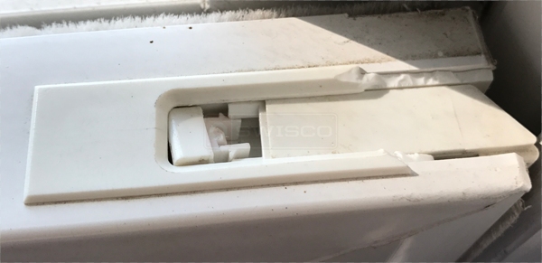 Tilt latch
