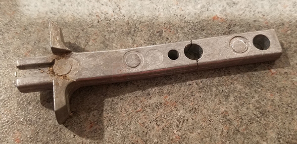 User submitted a photo of a pivot bar.