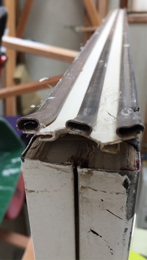 User submitted photos of a door sweep.