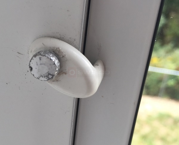 Clips To Hold The Screen In Swisco Com